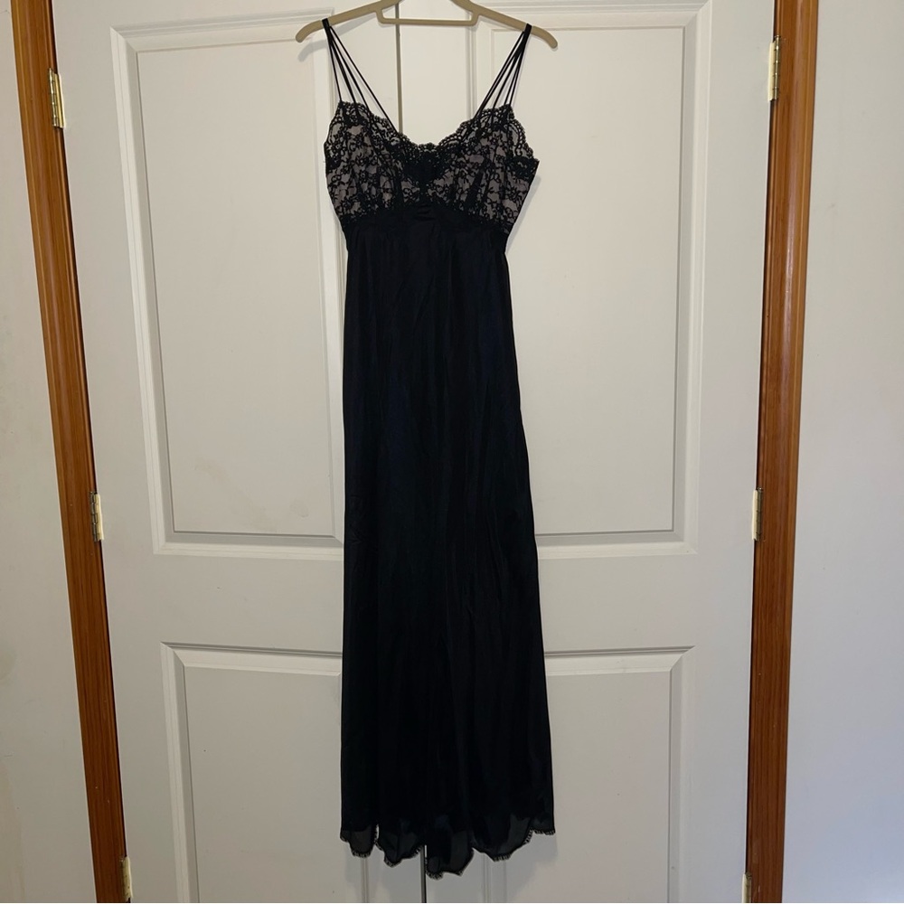 Vintage 50s Vanity Fair Black Lace Whimsigoth Maxi Lace Slip Dress Fits XS-S - Picture 2 of 12